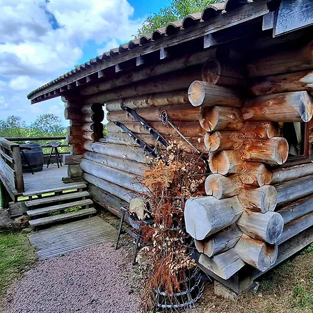 Holiday home Les Rondins D'ecoche *
